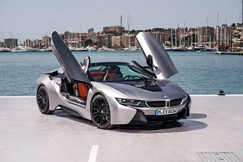 Bán xe ô tô BMW i8 trên toàn quốc