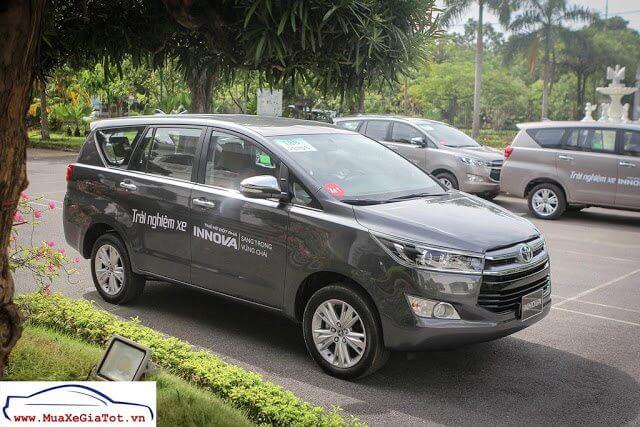 So sánh xe 7 chỗ Toyota Innova và Chevrolet Captiva