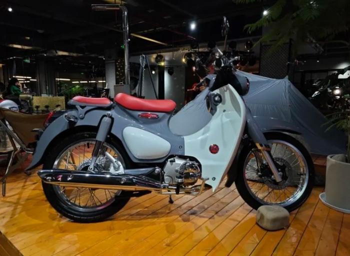 Quên Honda Future đi, ‘hoàng đế’ xe số 125cc ra mắt giá 35 triệu đồng: Đẹp mê ly, có ABS và màn LCD