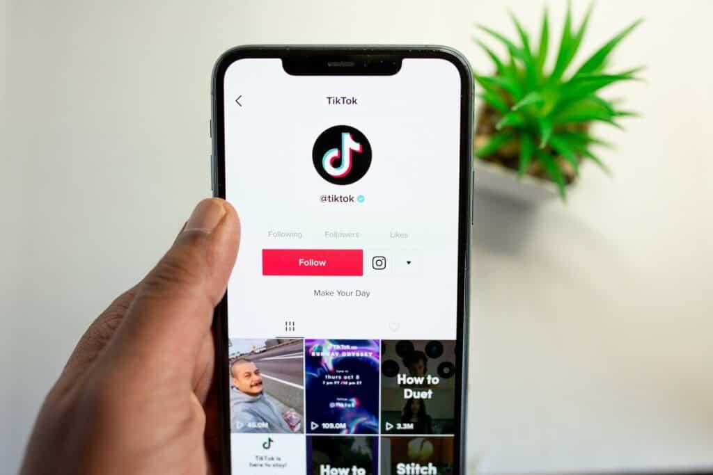 Cách đổi ảnh đại diện TikTok đơn giản, cho avatar thu hút hơn