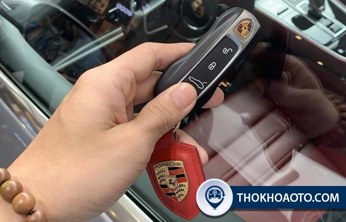 Làm chìa khóa xe Porsche - Thợ Khóa Ô Tô