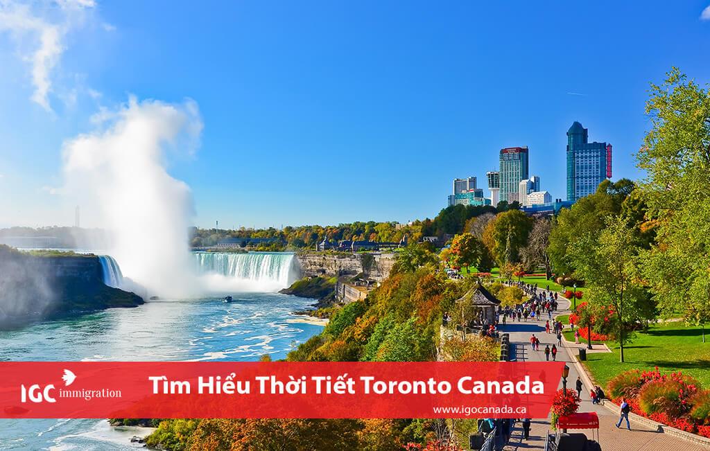 ung pho voi thoi tiet o toronto