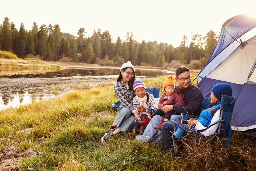 Vải thoáng khí và thấm hút mồ hôi sẽ giúp bạn duy trì cảm giác mát mẻ và da khô ráo.Vải thoáng khí và thấm hút mồ hôi sẽ giúp bạn duy trì cảm giác mát mẻ và da khô ráo.