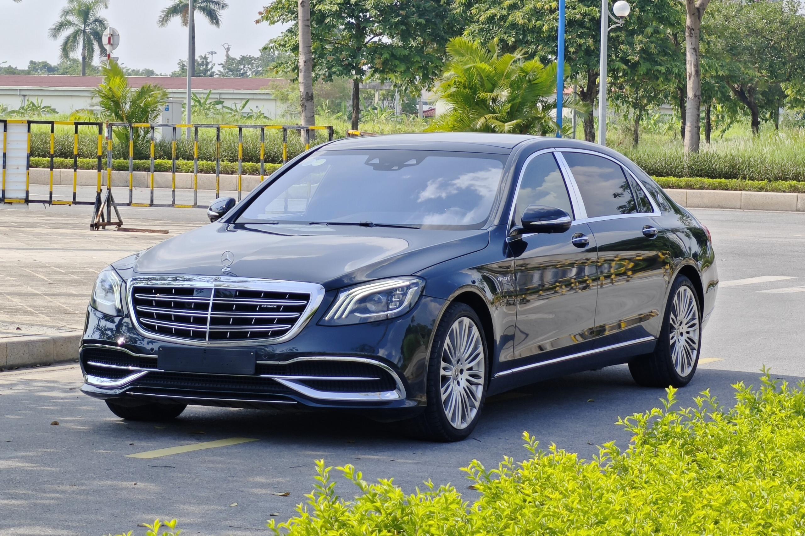 Showroom xe cũ kêu lỗ 2 tỷ đồng cho chiếc Mercedes, rao bán cả năm vẫn ế - 1