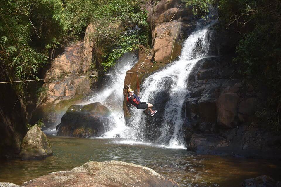 Dalanta waterfall and Canyoning Dalat game