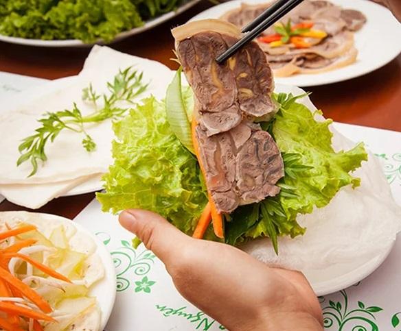 Cuốn thịt bò chặt tay 