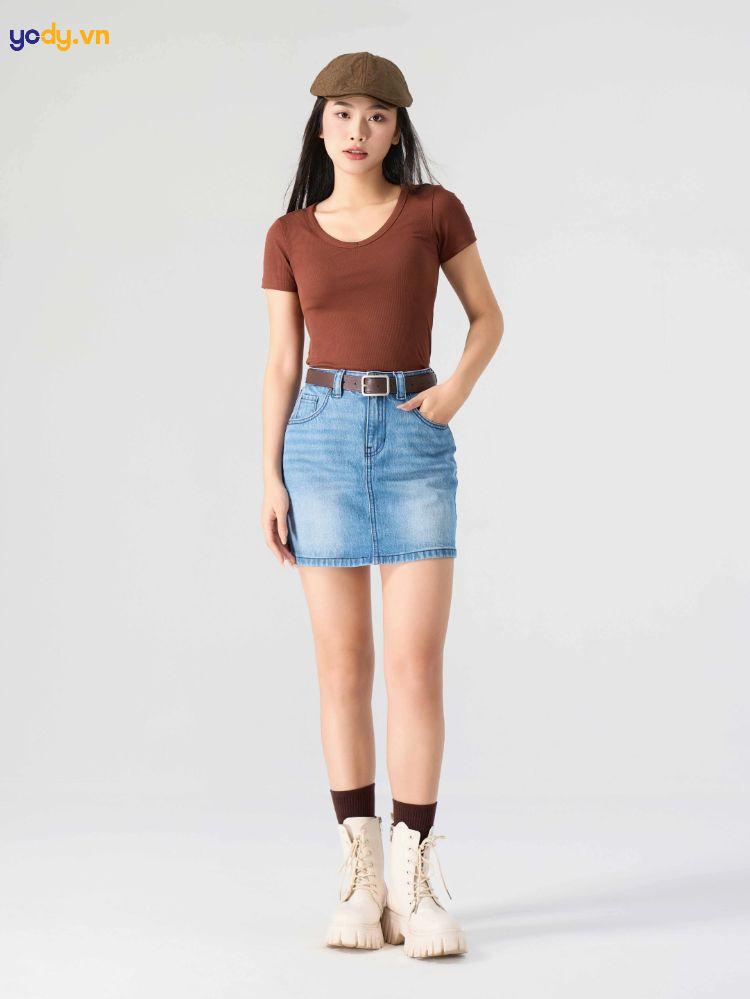Gợi ý 6 cách phối đồ với chân váy jean ngắn sành điệu, hợp mốt nhất