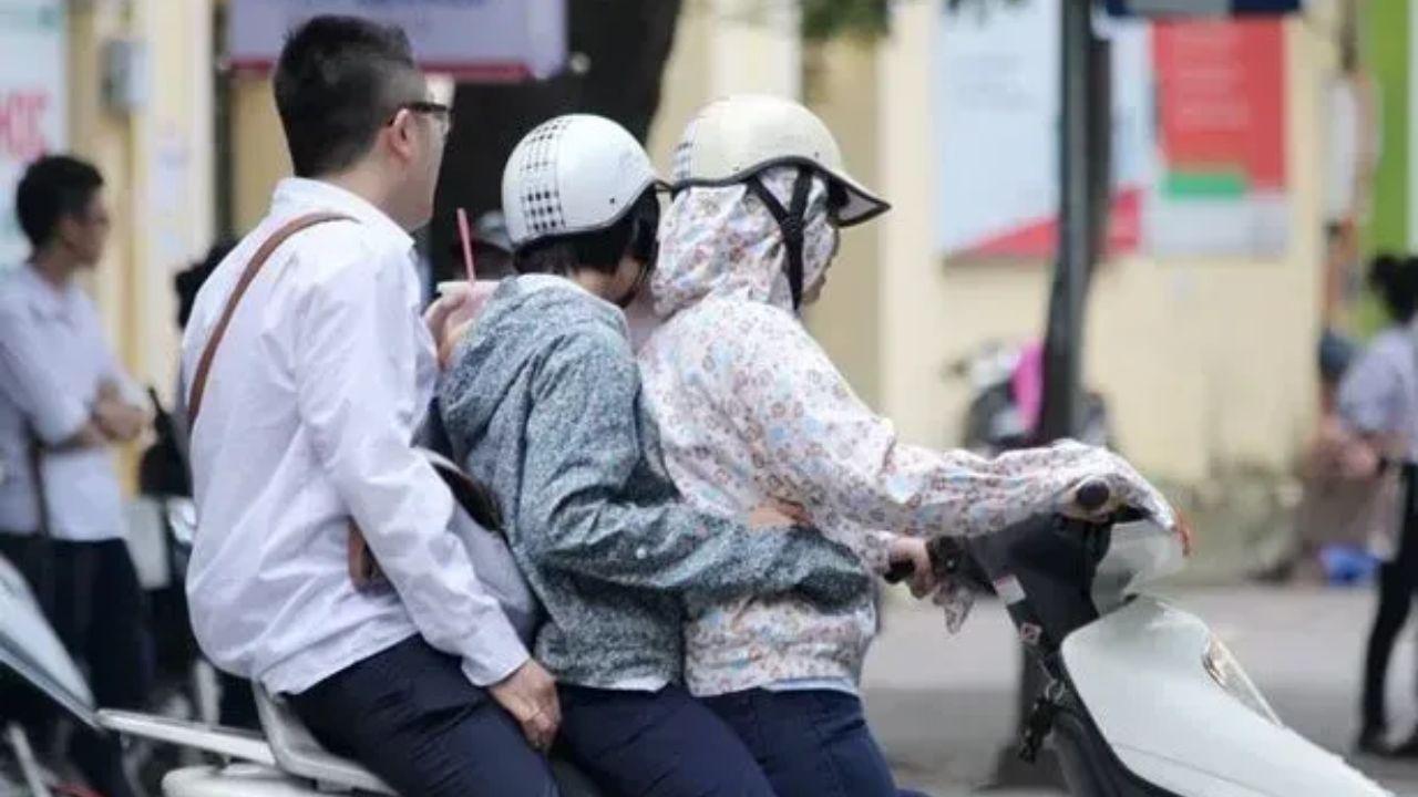 Từ 1/2025, 4 trường hợp xe máy được "Chở 3" không bị phạt.