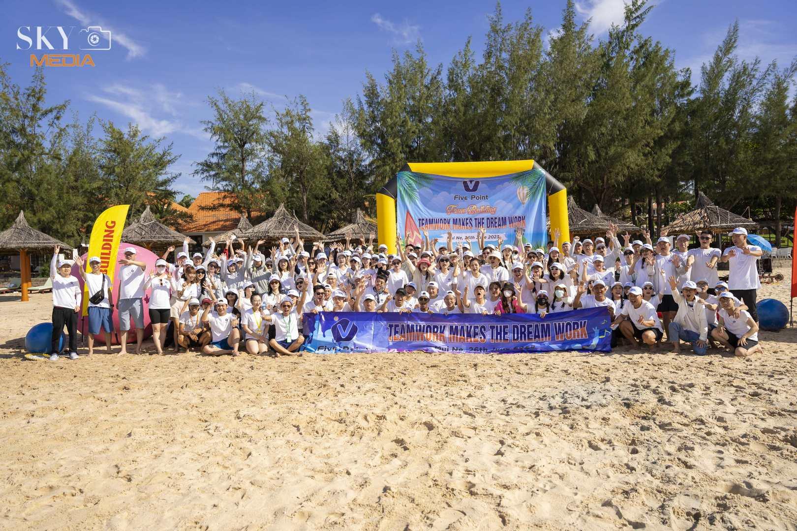 Dịch vụ quay phim chụp hình team building Phan Thiết