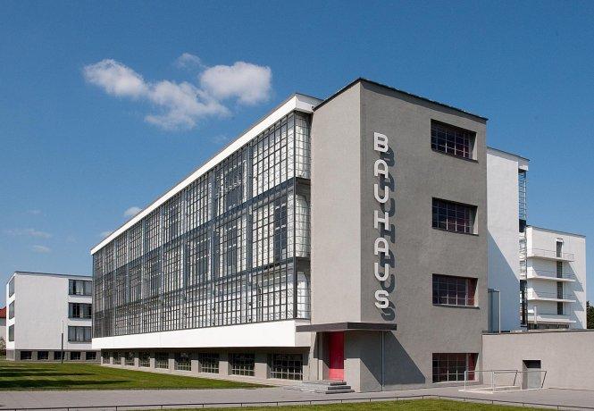100 năm Bauhaus: Mạnh mẽ hơn mọi định nghĩa rập khuôn