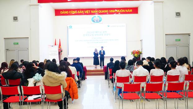 Bế giảng khóa Bồi dưỡng giáo viên tiếng Hàn tại Việt Nam năm 2023 – Trường Đại học Ngoại ngữ – Đại học Quốc gia Hà Nội
