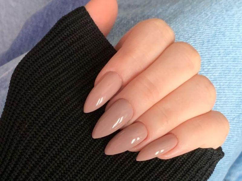 20+ mẫu nail màu nude nhẹ nhàng, tinh tế cho mọi cô nàng