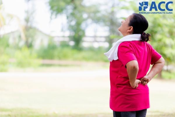 Đau thắt lưng ở phụ nữ: Nguyên nhân do đâu và có nguy hiểm không?