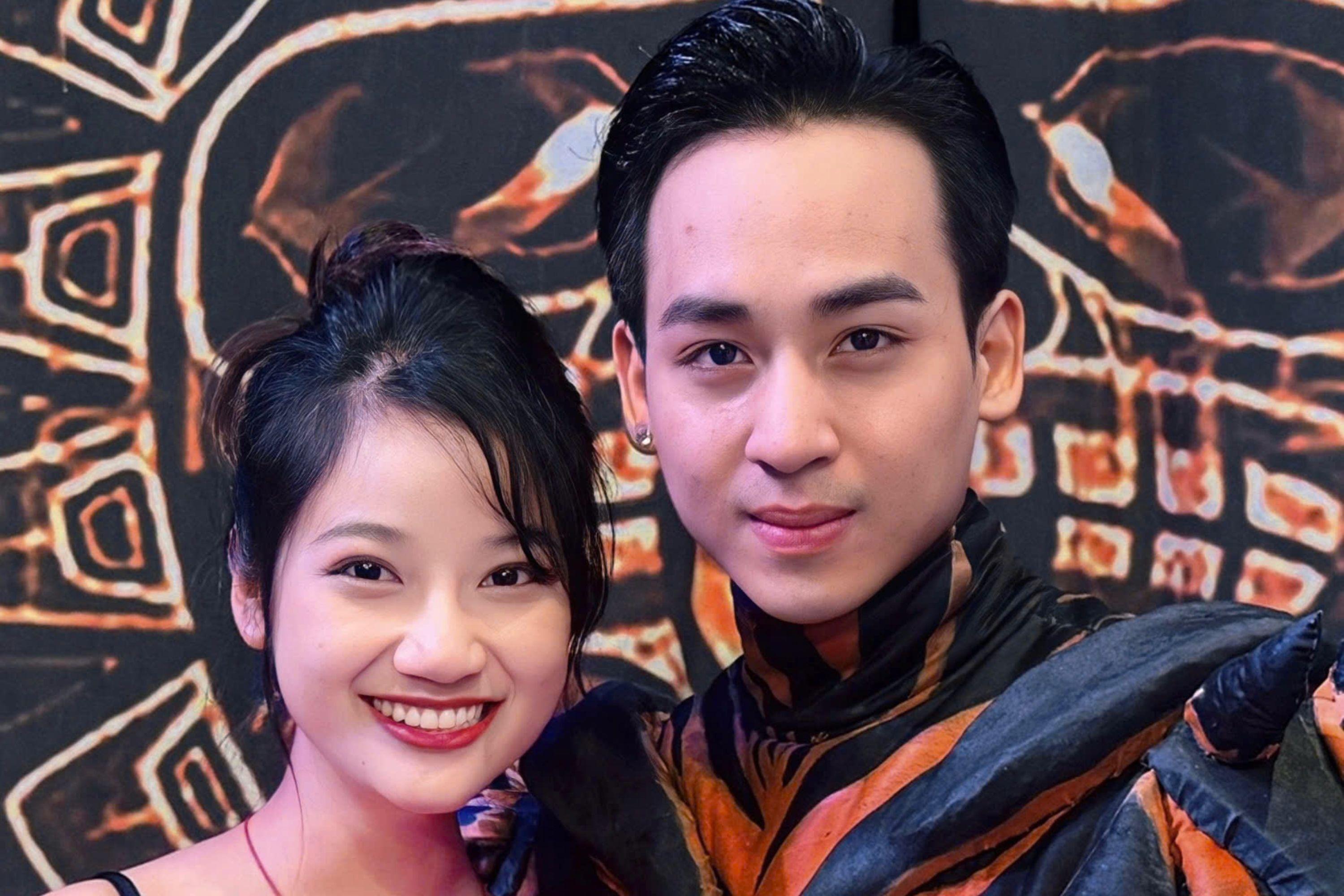 Xin chụp ảnh cùng, cô gái TP.HCM cưới luôn 'nam thần làng xiếc'