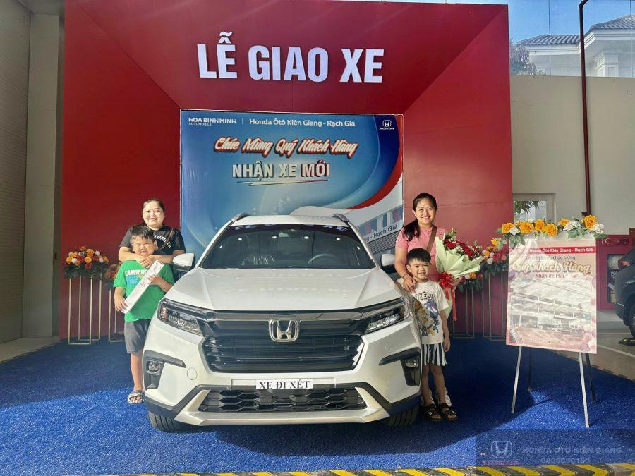 Honda BRV 2025: Giá lăn bánh, Thông tin Xe & Ưu đãi tháng 01/2026