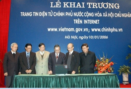 Ứng dụng CNTT trong tiến trình lịch sử 75 năm của Văn phòng Chính phủ