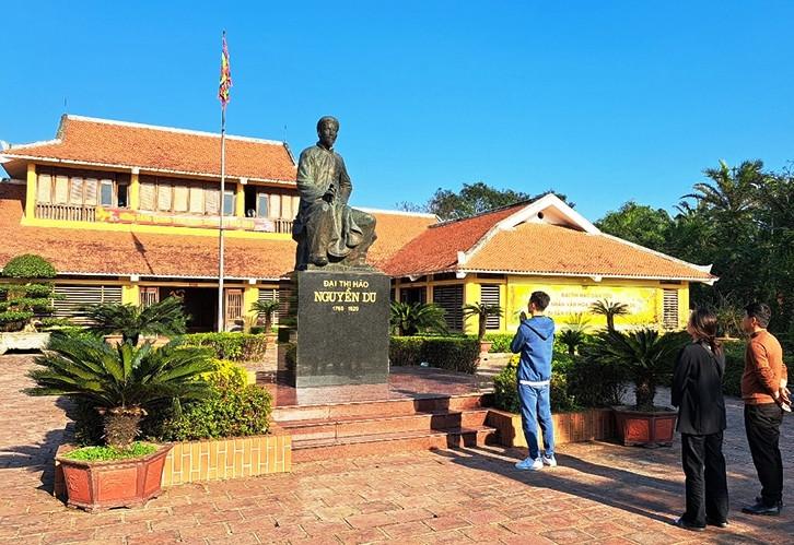 Nỗi đau thời cuộc của Nguyễn Du trong 10 năm lưu lạc