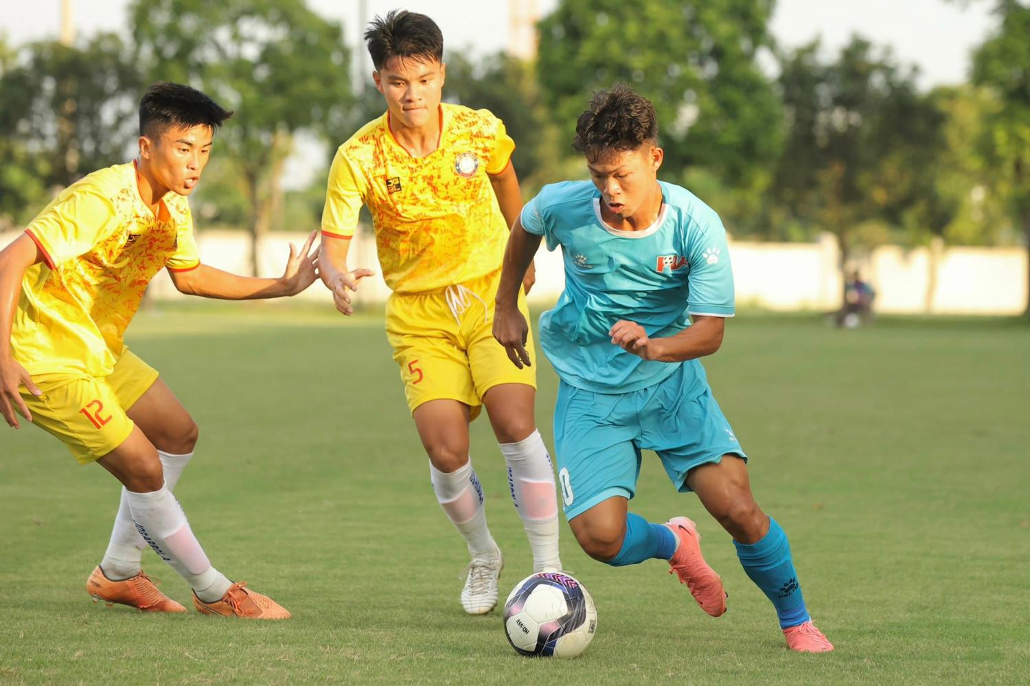 Giải U21 quốc gia: Hoàng Anh Gia Lai gặp PVF tại chung kết