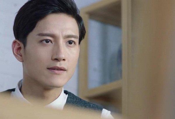 Say rượu ngủ nhờ nhà bạn gái, sáng ra tôi "hóa đá" khi thấy người khỏa thân bên cạnh