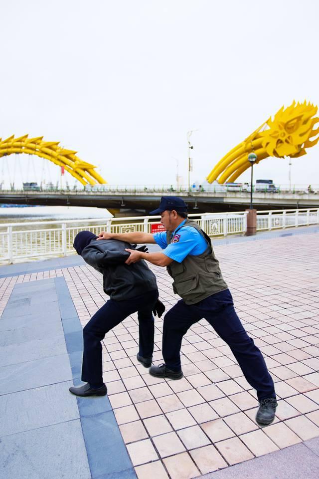 Hướng dẫn xử lý tình huống gây gỗ, đánh nhau tại mục tiêu dành cho nhân viên bảo vệ