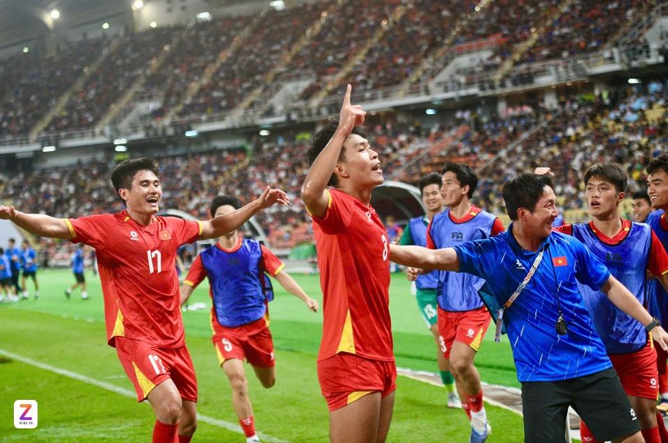 Vì sao chiến thắng của U22 Việt Nam khiến cả khu vực hả dạ