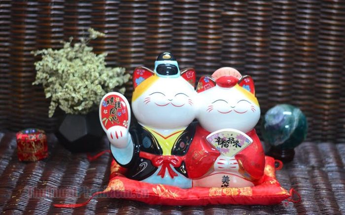 Tuyển tập hình nền mèo thần tài đẹp nhất, mang đến sự tinh tế và may mắn cho mọi thiết bị của bạn.