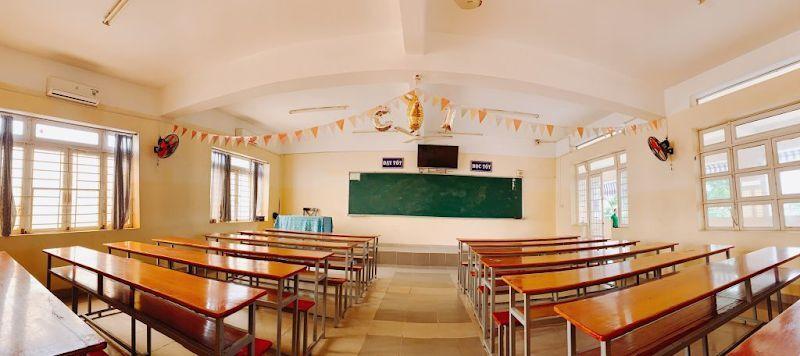 Đánh giá Trường THPT Chu Văn An - TP HCM có tốt không?