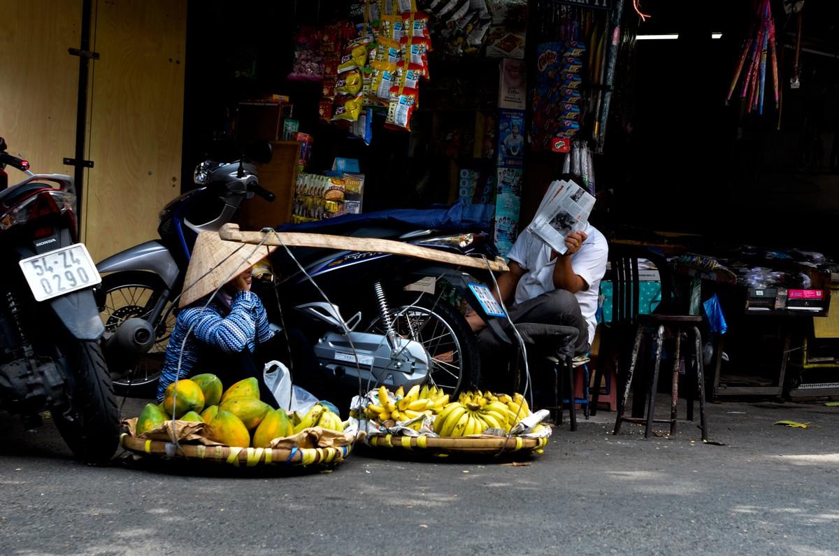 Đường đời ngoằn nghèo trong những tiếng rao