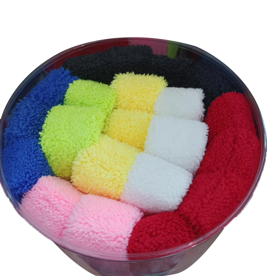 Nên dùng quấn cán vải hay cao su? - So sánh và đánh giá 2 loại quấn cán phổ biến nhất thị trường hiện nay