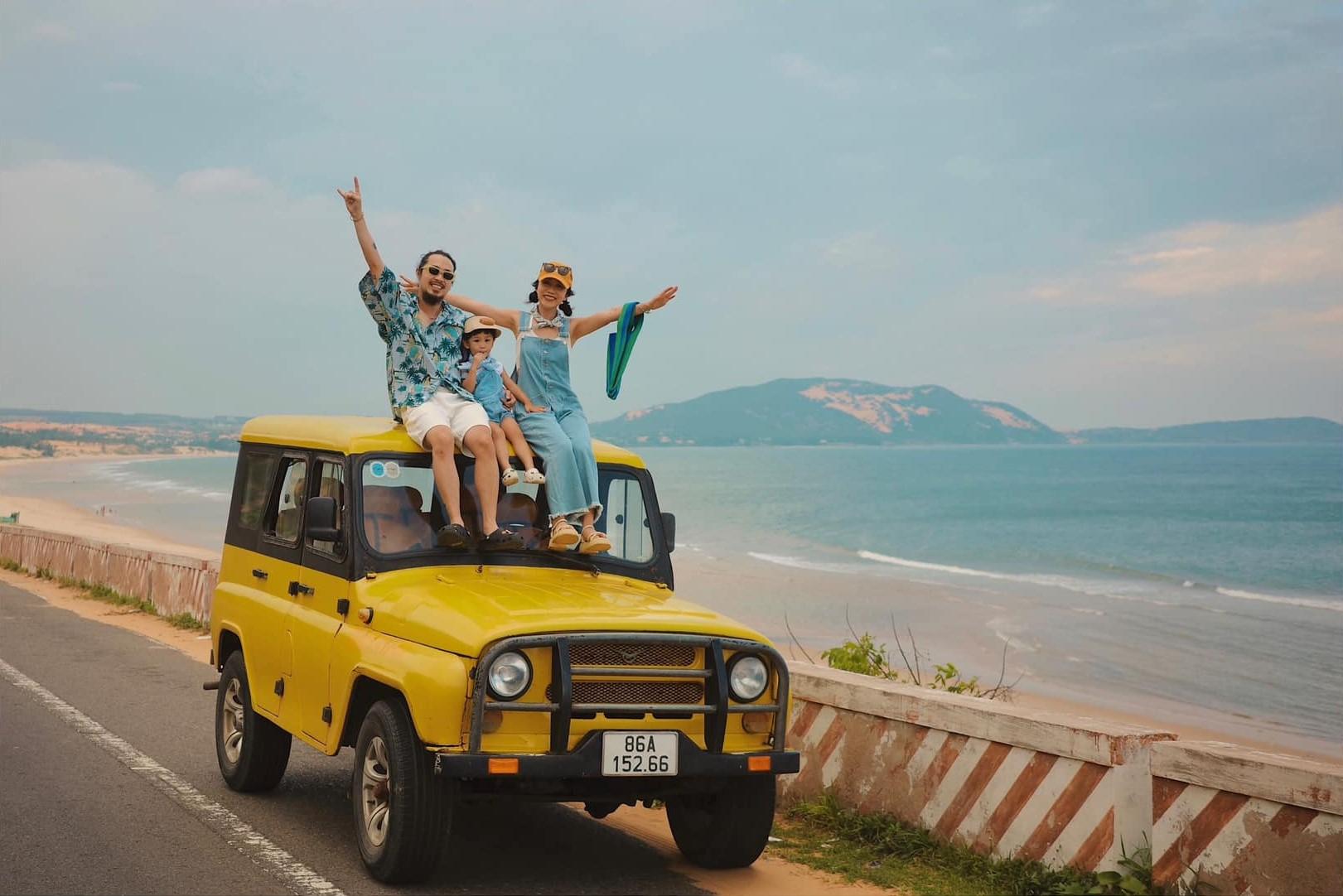 Mùa hè là phải đi biển Mũi Né chơi xe jeep !
