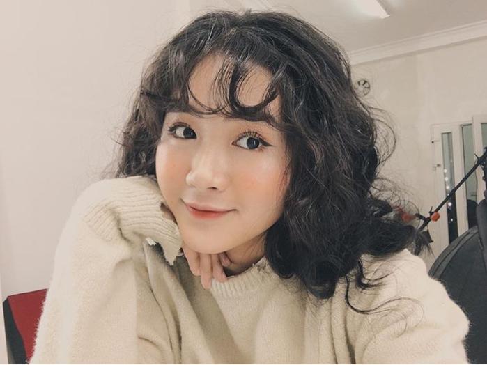 Các kiểu selfie đẹp cho nữ không thể bỏ qua