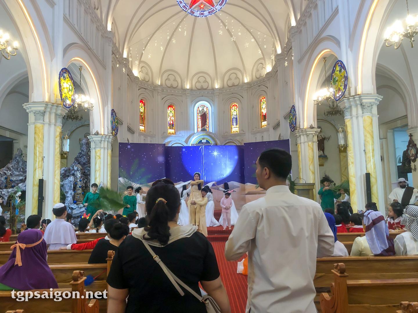 Giáo xứ Chợ Quán: Tổng dợt chuẩn bị đêm diễn nguyện Giáng Sinh 2022
