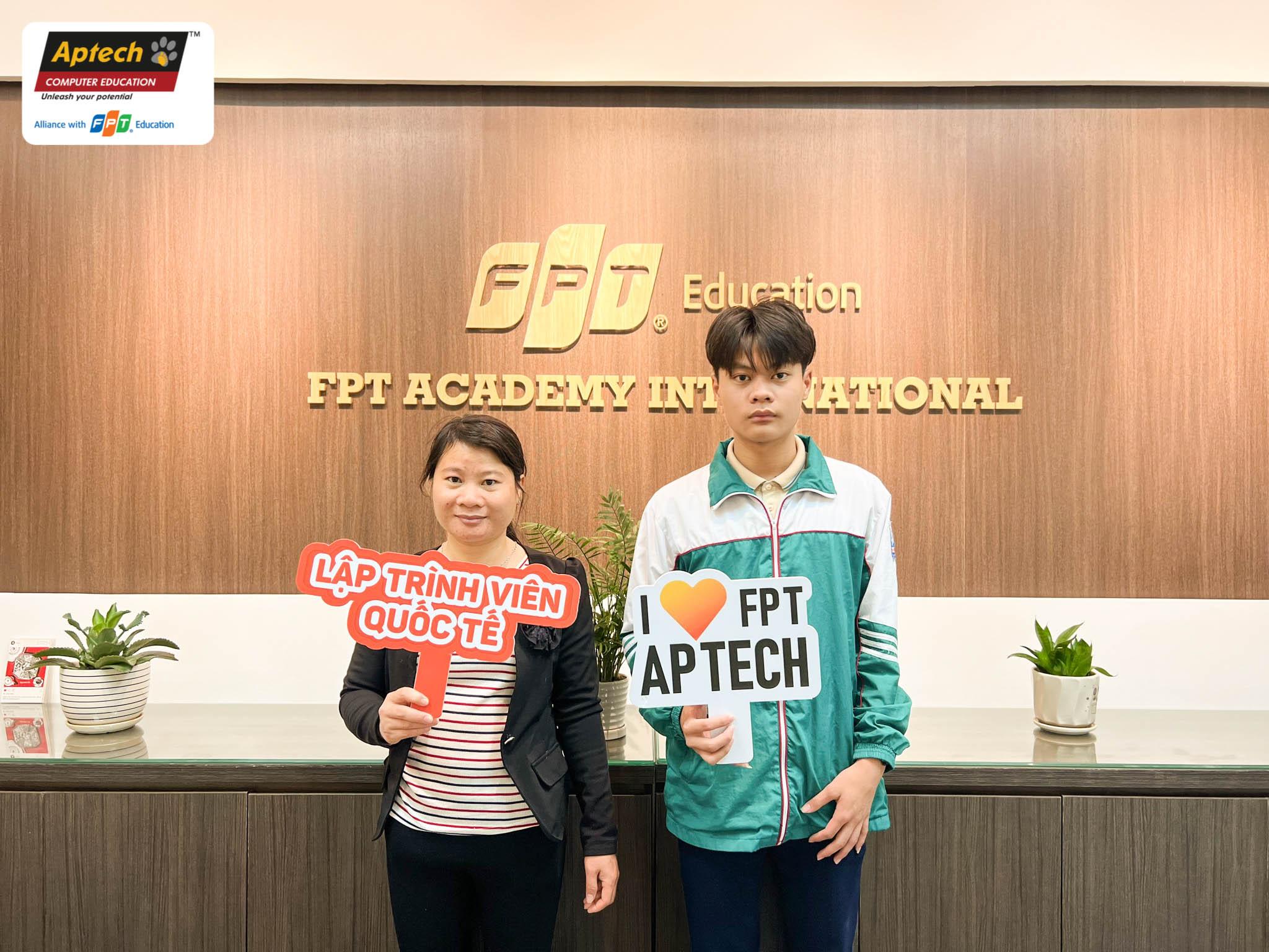 Gương mặt sinh viên 2k5 tại FPT Aptech
