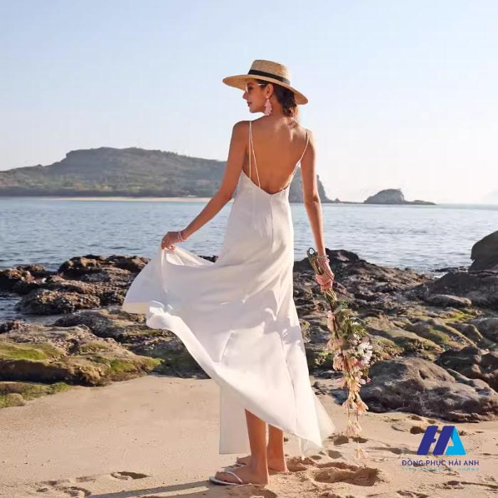 19+ Trang Phục Đi Biển Sống Ảo Lên Ảnh Đẹp Lung Linh