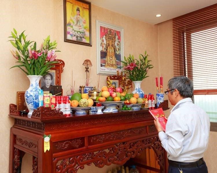 Văn khấn cúng mùng 3 Tết Bính Ngọ 2026 chi tiết nhất