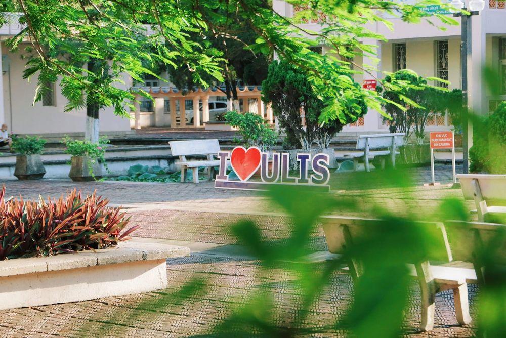 Review Đại học Ngoại ngữ Đại học Quốc gia Hà Nội (ULIS): Thiên đường của các loại ngôn ngữ