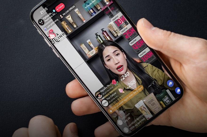 Doanh nghiệp của "chiến thần" Võ Hà Linh tăng vốn khủng