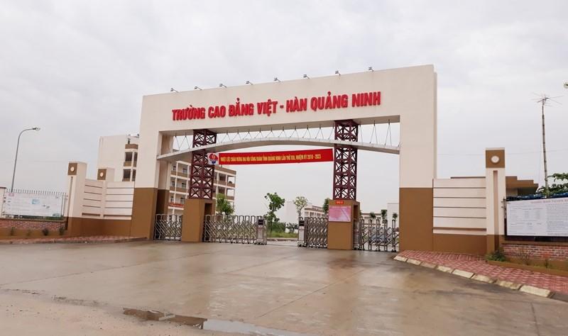 Sáp nhập Trường Cao đẳng Giao thông Quảng Ninh vào Trường Cao đẳng Việt - Hàn Quảng Ninh