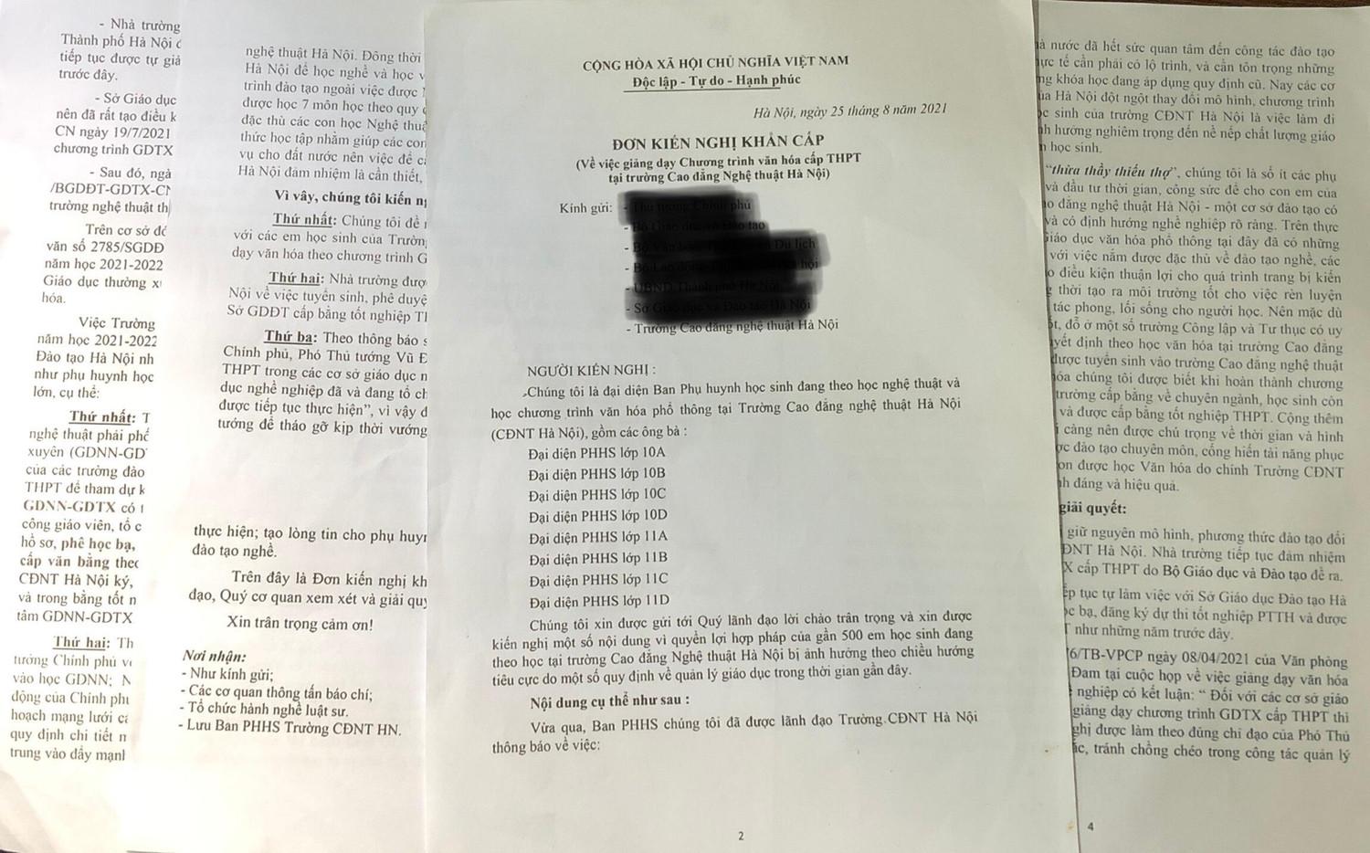 Gần 500 phụ huynh tiếp tục kêu cứu, Cao đẳng Nghệ thuật Hà Nội nói gì?