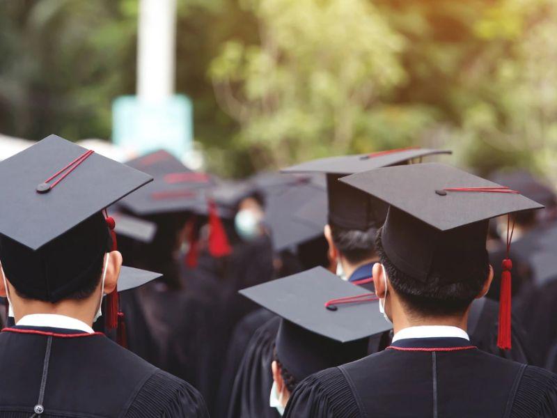 Danh sách các trường đại học lấy điểm thấp & Chọn ngành phù hợp