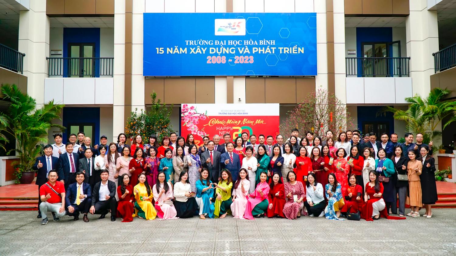 Đại học Hòa Bình: Nhiều ngành sinh viên ra trường có tỷ lệ việc làm đạt 92-100%