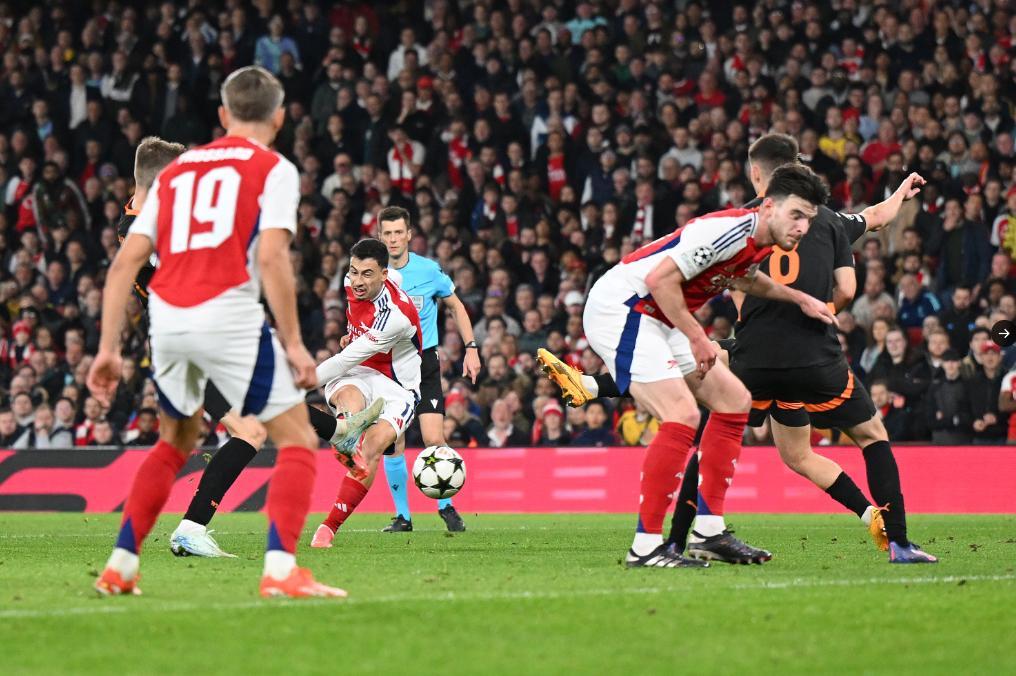 Thierry Henry: ‘Arsenal sẽ không để vuột mất cơ hội này’