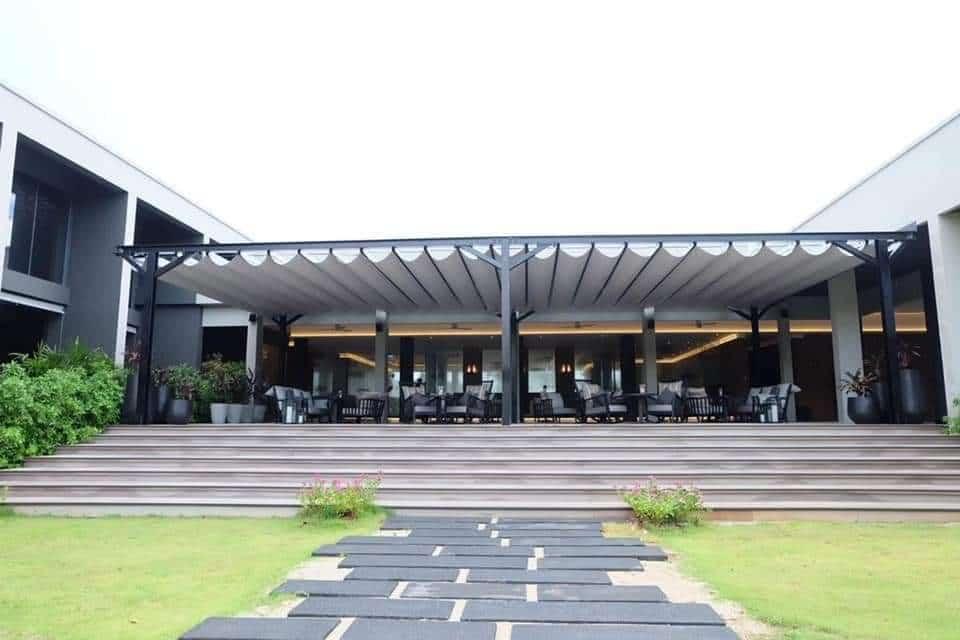 [Bảng giá 2025] mái xếp lượn sóng-bạt kéo ngoài trời đẹp rẻ nhất