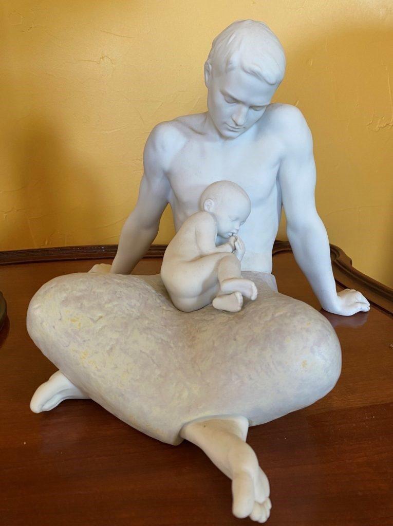 CON LÀ CON YÊU DẤU CỦA TA